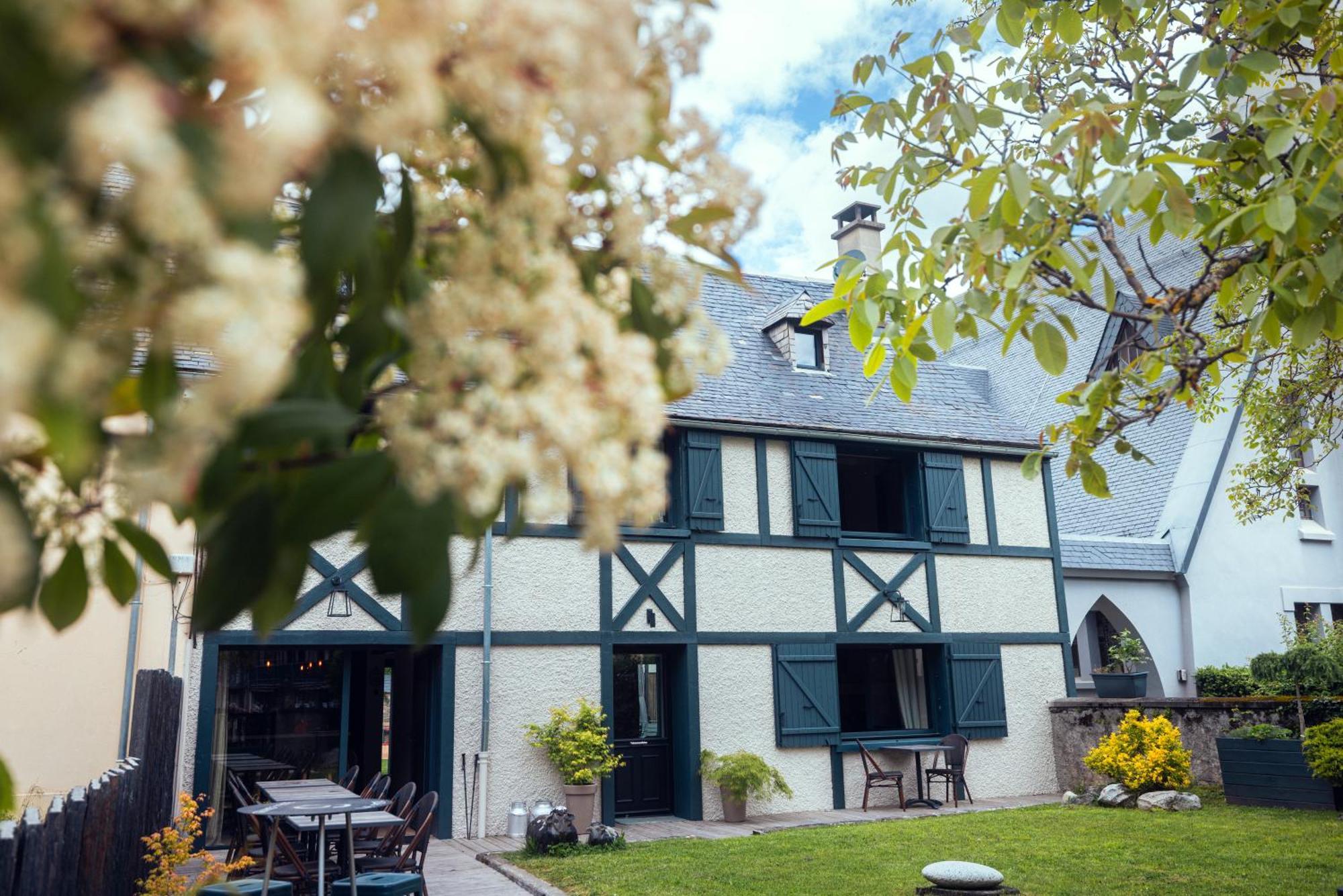 La Sainthilarienne B&B 외부 사진